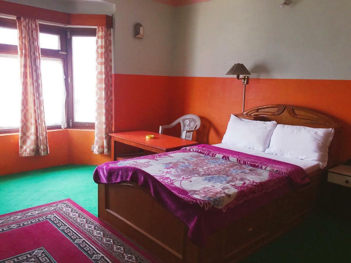 Hotel Mount Heaven Pokhara Eksteriør bilde